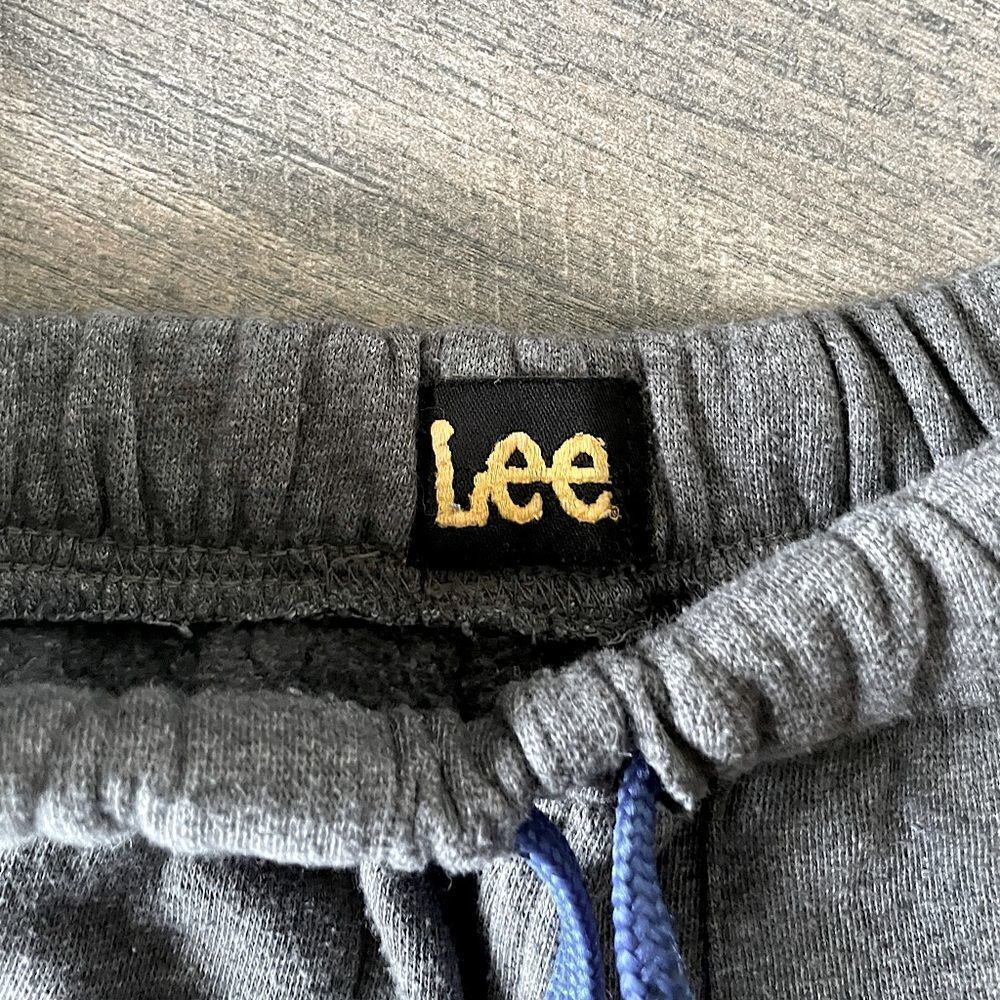 Lee Light Gray Drawstring Sweatpants. Size Small (7/8). - Picture 2 of 4